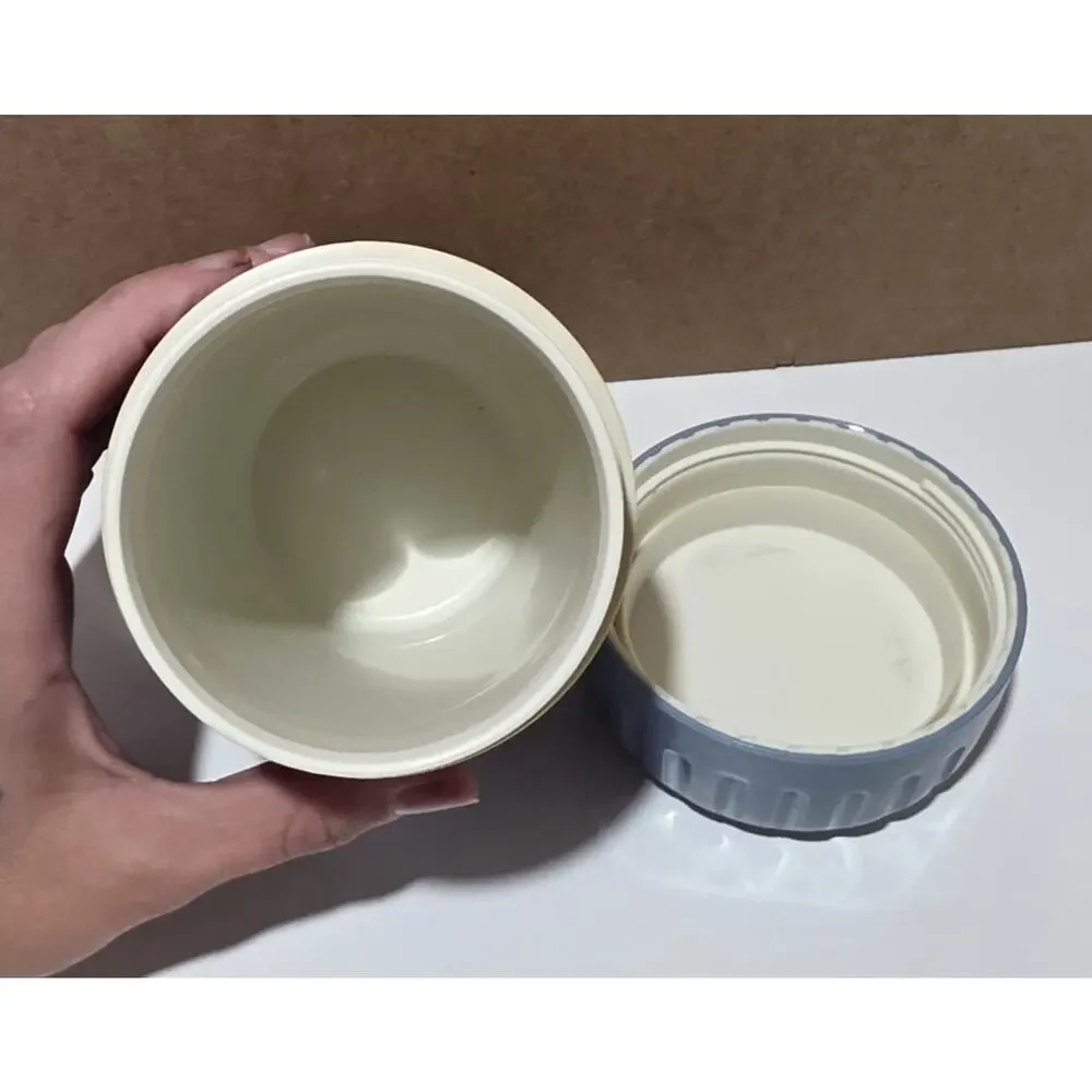 Tupperware Thermos Hot Cold Light Blue 2144A 16 oz Soda Can Vintage twist lid